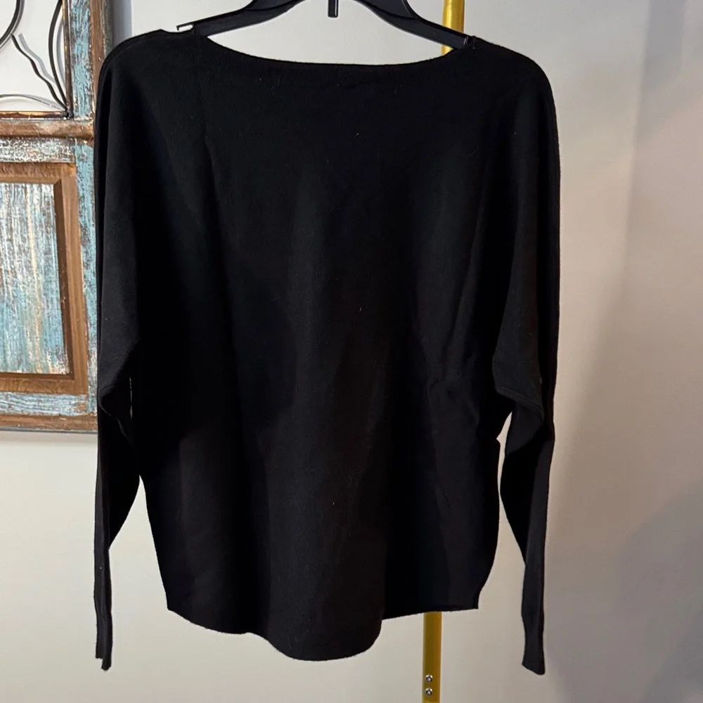 VILA Black crew neck Sweater with Silver Accents NWT M - Picture 5 of 9
